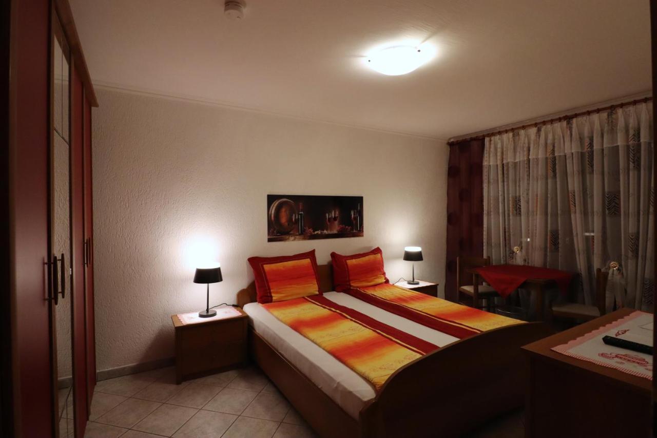 Sojat Bed & Breakfast *